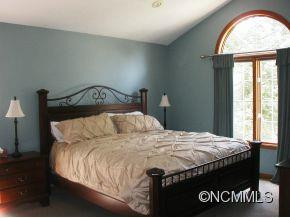 131 Caldonia - Photo 9