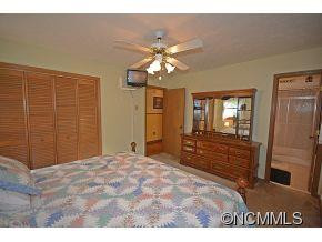 811 Mountain View Drive - Photo 15
