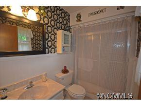 811 Mountain View Drive - Photo 16
