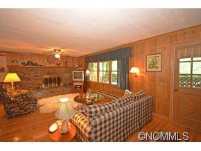 811 Mountain View Drive - Photo 4