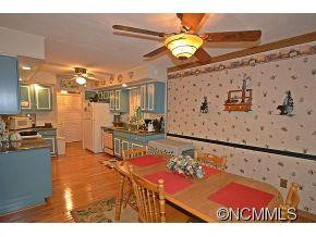 811 Mountain View Drive - Photo 7