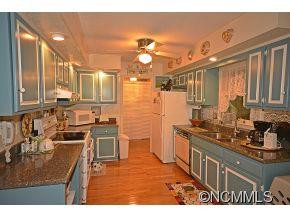 811 Mountain View Drive - Photo 8