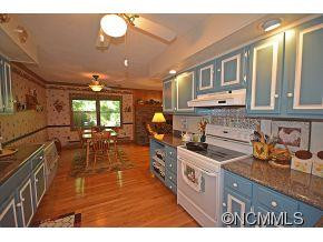 811 Mountain View Drive - Photo 9
