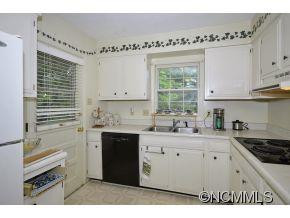 1 Brookcliff Drive - Photo 5