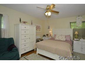 1 Brookcliff Drive - Photo 7