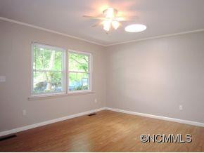 6 King Arthur Place - Photo 3