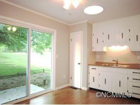6 King Arthur Place - Photo 5