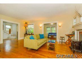 20 Woodvale - Photo 2