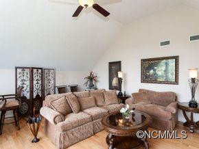 39 Falcon Crest - Photo 16