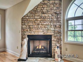 39 Falcon Crest - Photo 17