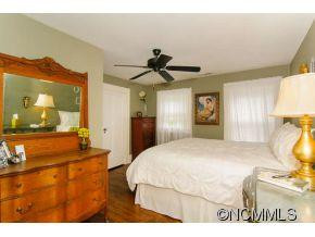 15 Warwick - Photo 11
