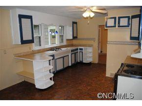 1041 Groundhog Road - Photo 12