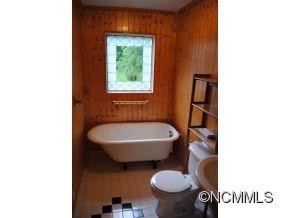 1041 Groundhog Road - Photo 17