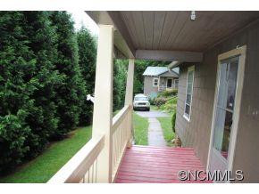 1041 Groundhog Road - Photo 4