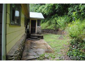 1041 Groundhog Road - Photo 7