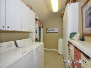 709 KENMURE DRIVE - Photo 12