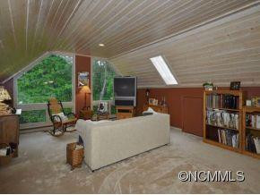 709 KENMURE DRIVE - Photo 19