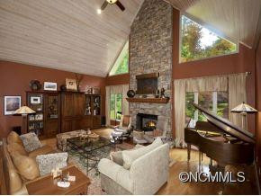709 KENMURE DRIVE - Photo 5