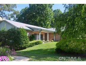 107 Fairway Knoll Drive