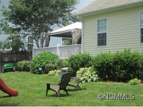 207 Essex Place - Photo 17
