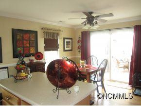 207 Essex Place - Photo 6