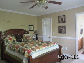 207 Essex Place - Photo 8