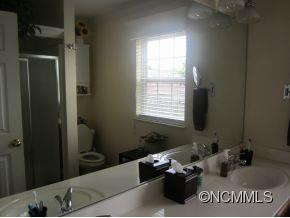 207 Essex Place - Photo 9