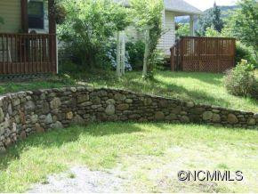 318 Sandy Way - Photo 17