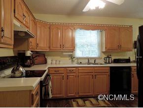126 Hannah Drive - Photo 7