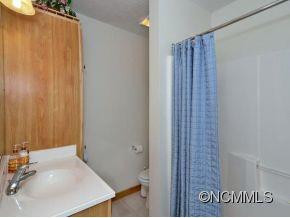 8106 BOYLSTON HWY - Photo 10