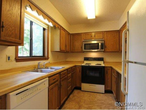 107 CEDAR FOREST TRAIL - Photo 4