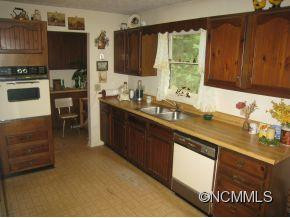 17 Webb Springs Road - Photo 10