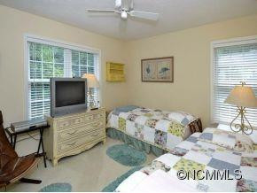 121 CYPRESS PT - Photo 8
