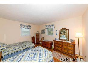 162 Surry Lane - Photo 14