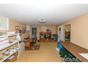 162 Surry Lane - Photo 16