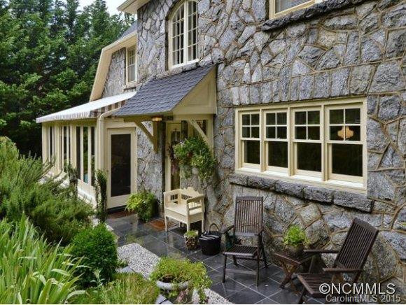 327 CHARLOTTE STREET - Photo 20