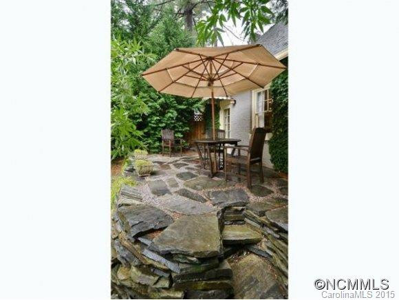 327 CHARLOTTE STREET - Photo 23