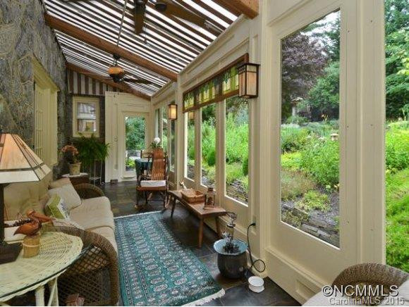 327 CHARLOTTE STREET - Photo 7
