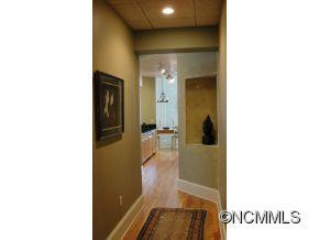 84 Walnut St., #501 - Photo 2