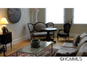 84 Walnut St., #501 - Photo 4