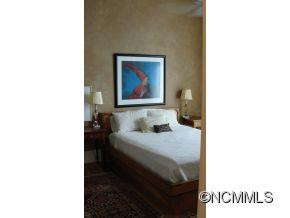 84 Walnut St., #501 - Photo 8
