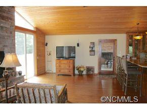 243 Emerald Parkway - Photo 16