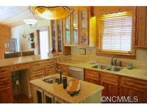 243 Emerald Parkway - Photo 18