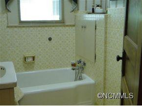 1115 Toe River Road - Photo 12