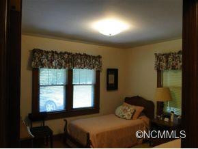 1115 Toe River Road - Photo 16