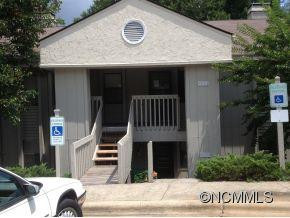 2204 Abbey Circle - Photo 2