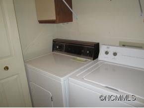 2204 Abbey Circle - Photo 7