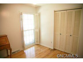 34 Waverly Court - Photo 12