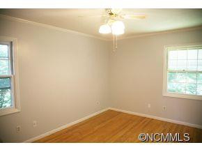 34 Waverly Court - Photo 13