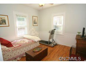 304 Shepherd Street - Photo 11
